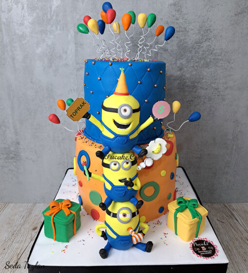 Minions-Cake-Pucake