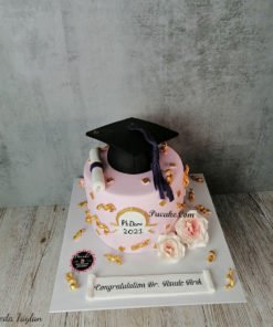 Mezuniyet Pastası