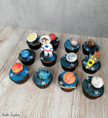 Uzay-Temali-Cupcake